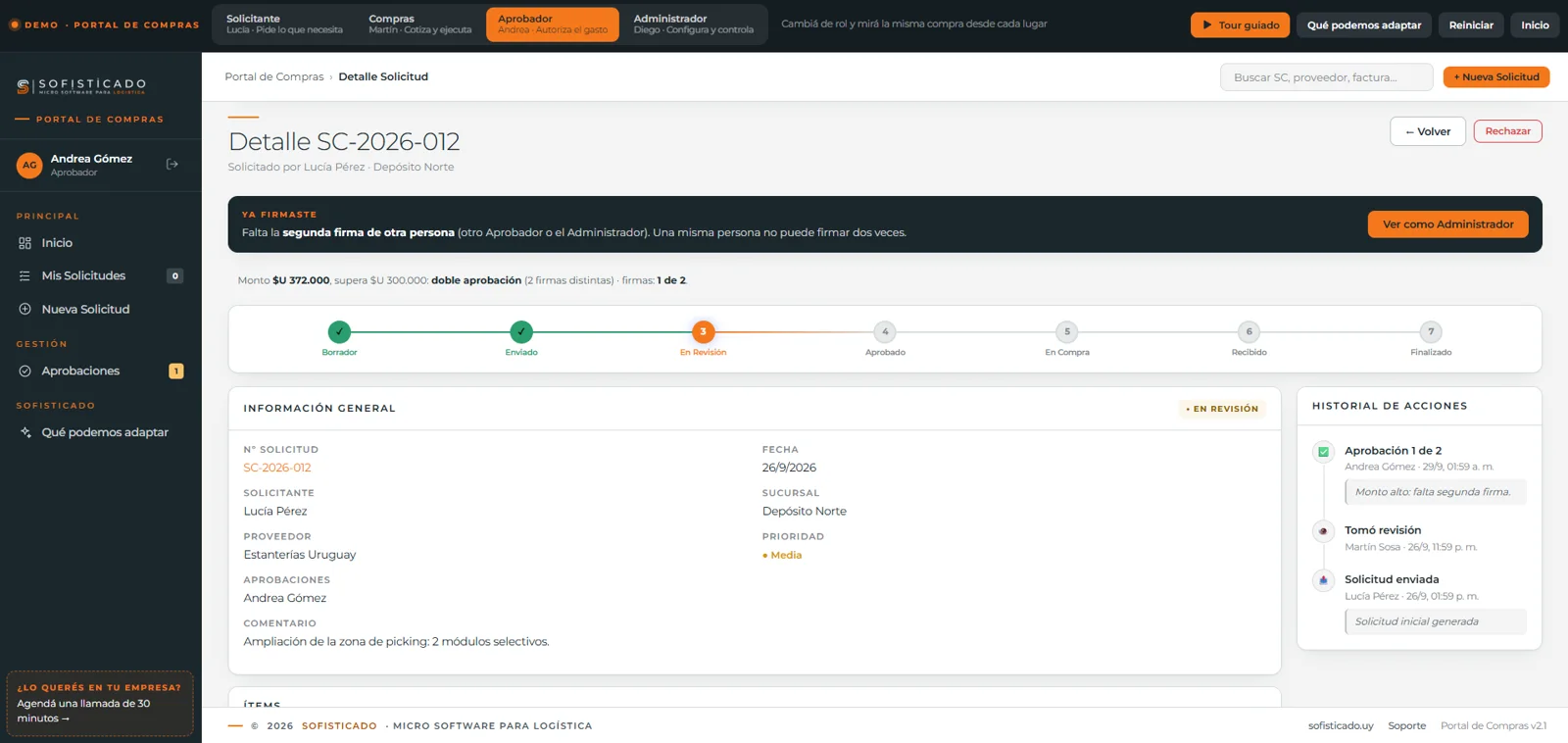 Portal de compras: detalle de una solicitud con doble aprobación, línea de estados e historial de acciones